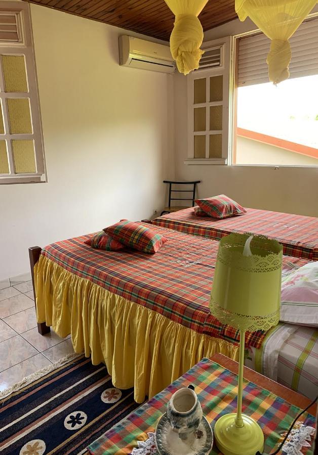 Hebergement Mouchas F4 - Dans Villa Les Polycias Sainte-Luce Luaran gambar